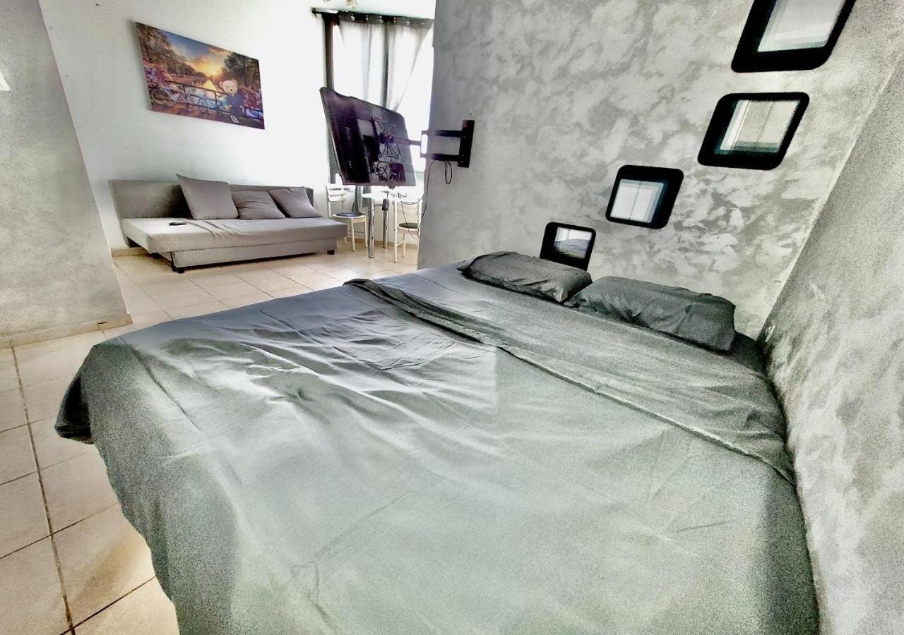 סטודיו על הים Bat Yam Exterior foto